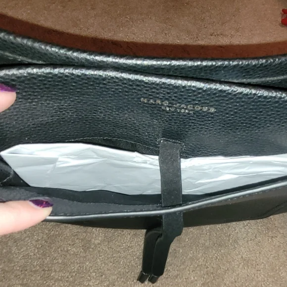 Marc Jacobs Black Leather Women's Bag - Picture 3 of 6